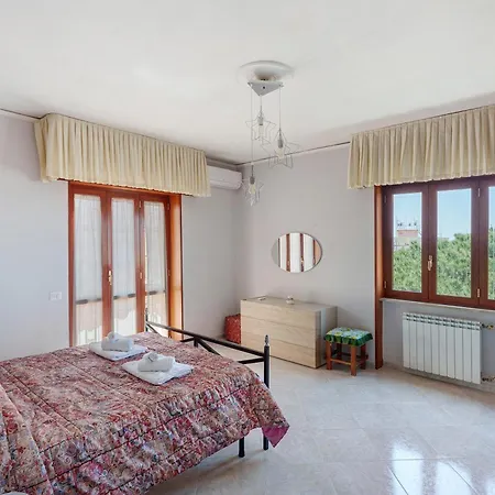 Le Stelle Di Zia Pina Apartment